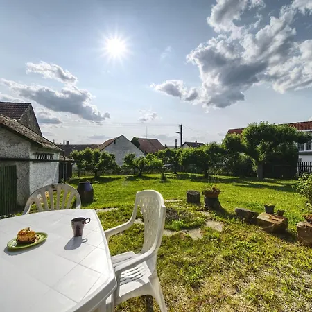 Nyaraló By Interhome *